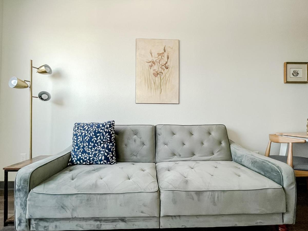 Sleepover 1Bd 1Ba Des Moines Apartments Экстерьер фото