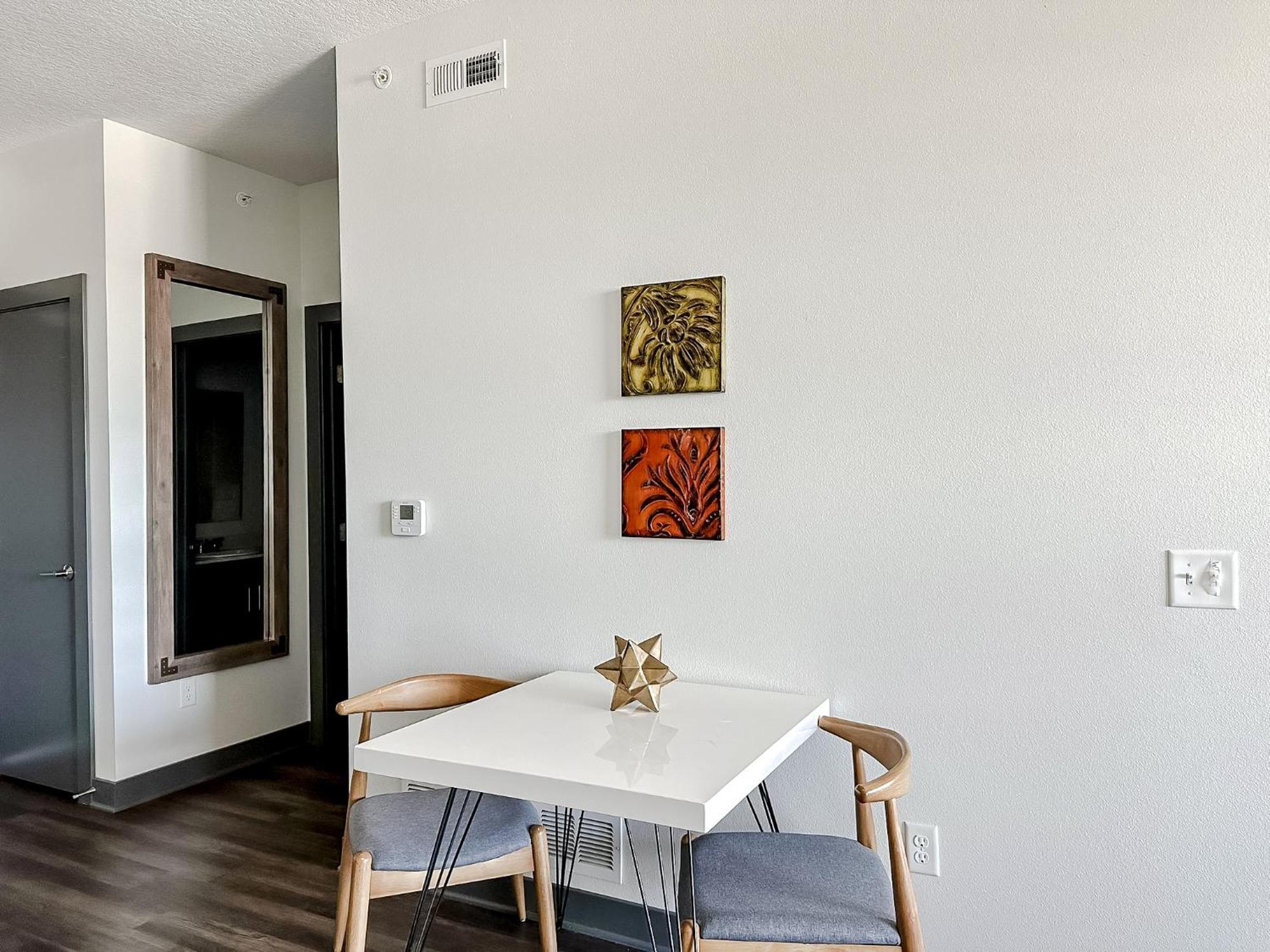 Sleepover 1Bd 1Ba Des Moines Apartments Экстерьер фото