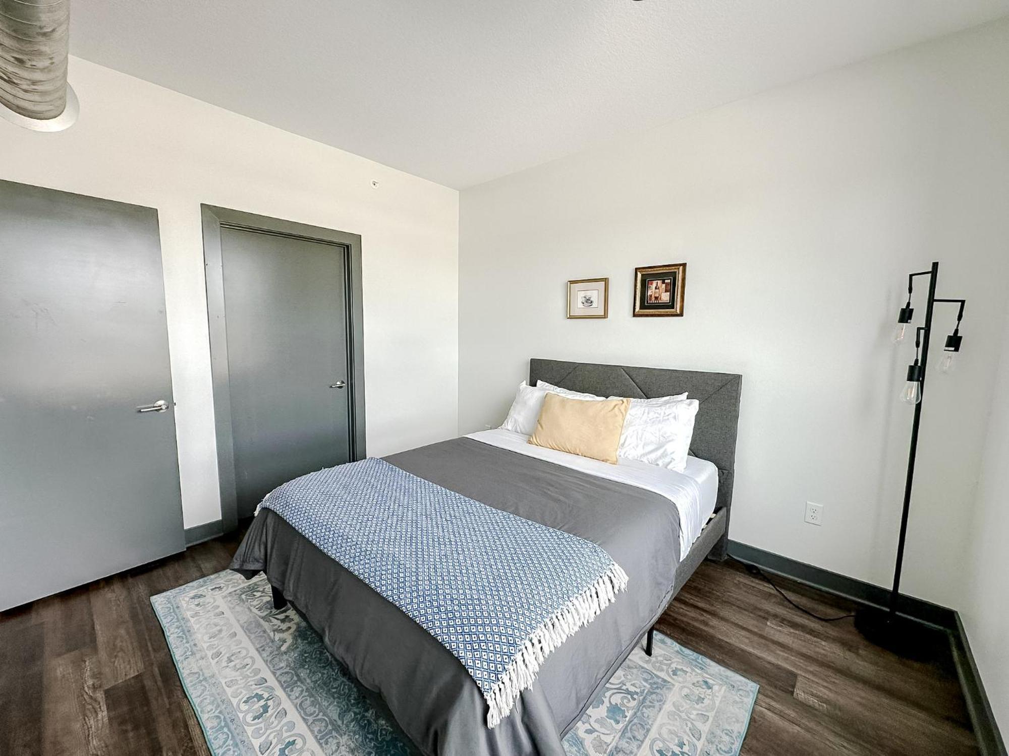 Sleepover 1Bd 1Ba Des Moines Apartments Экстерьер фото